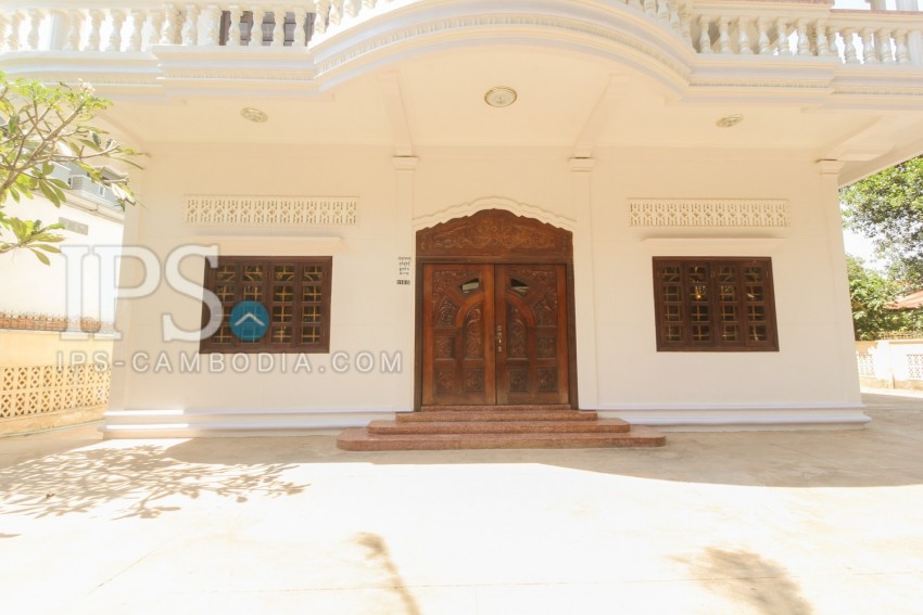 11 Room Villa For Sale - Svay Dangkum, Siem Reap