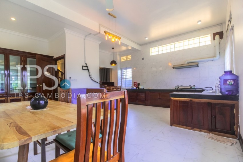 3 Bedrooms Villa For Rent - Svay Dangkum, Siem Reap
