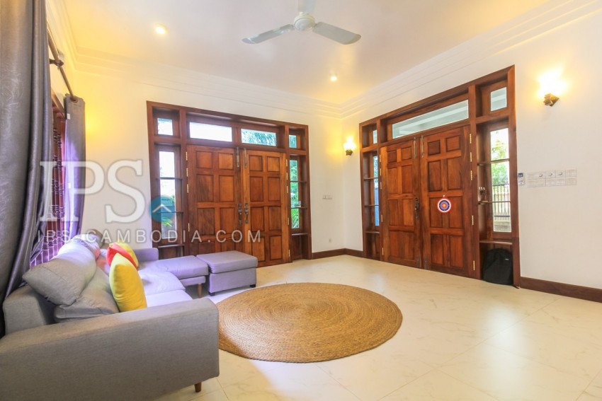 3 Bedrooms Villa For Rent - Svay Dangkum, Siem Reap