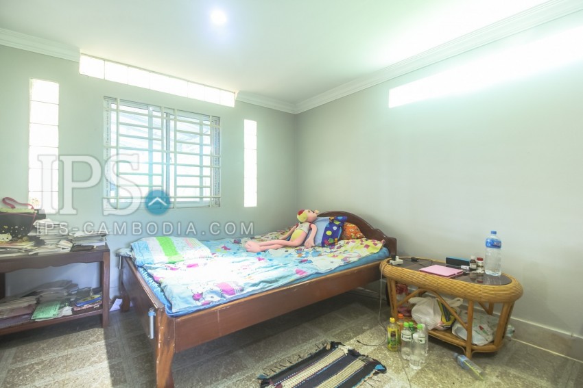 3 Bedrooms House with Land for Sale - Svay Dangkum, Siem Reap