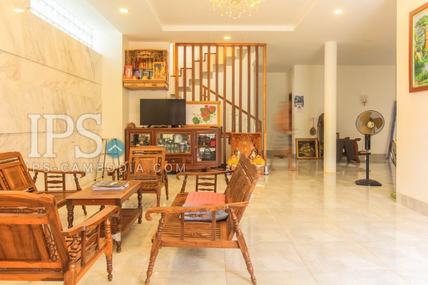 Modern 5 Bedroom  Villa For Rent - Svay Dangkum, Siem Reap