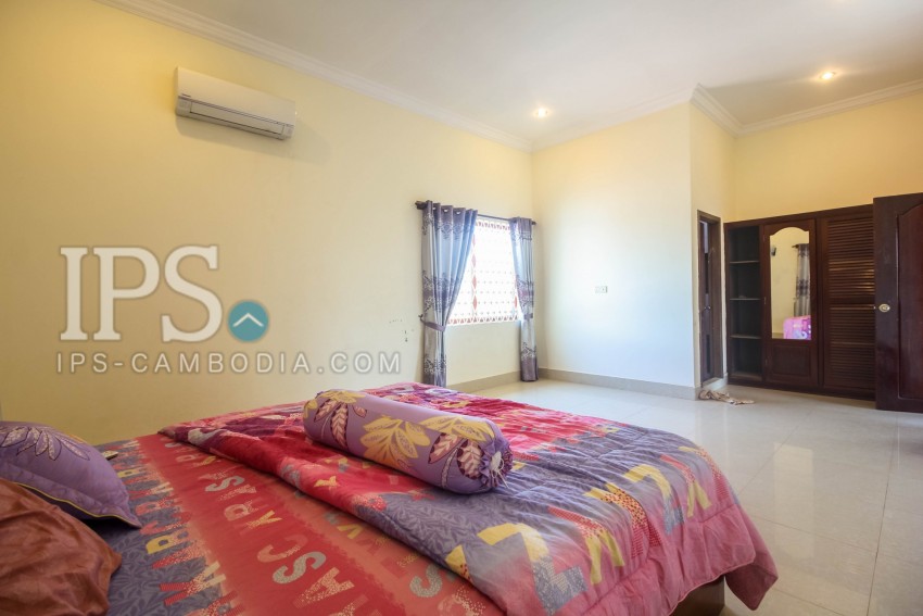 4 Bedrooms  Villa For Rent - Svay Dangkum, Siem Reap