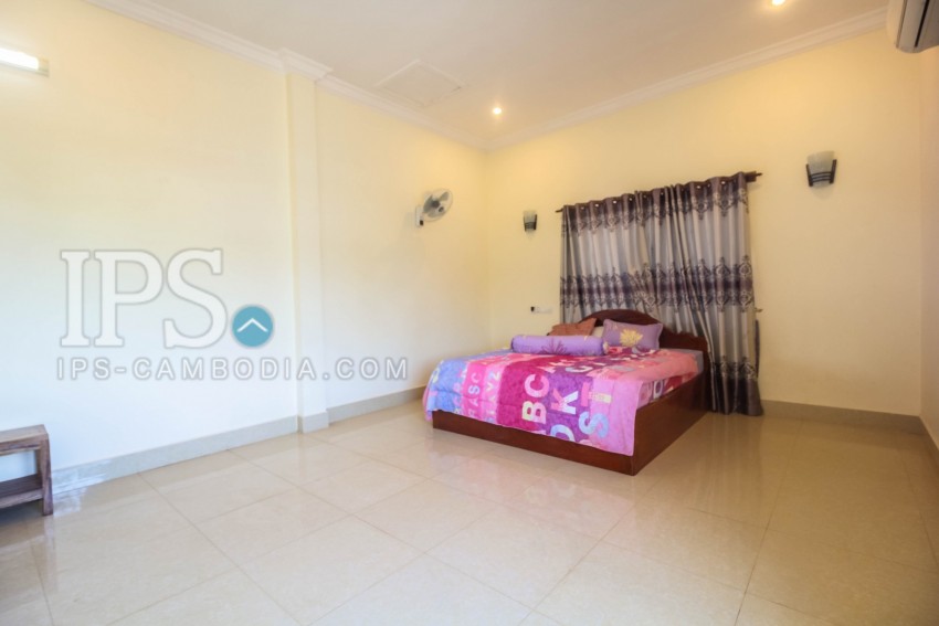 4 Bedrooms  Villa For Rent - Svay Dangkum, Siem Reap