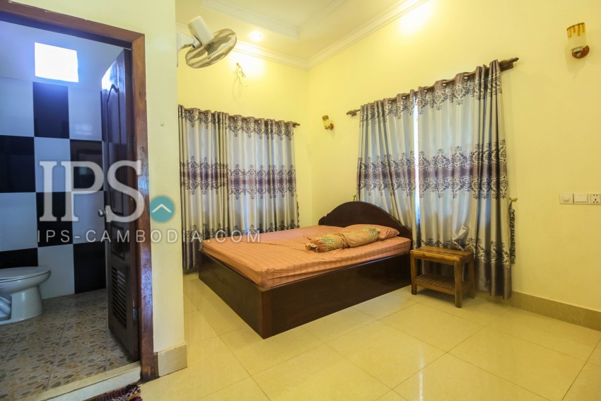 4 Bedrooms  Villa For Rent - Svay Dangkum, Siem Reap