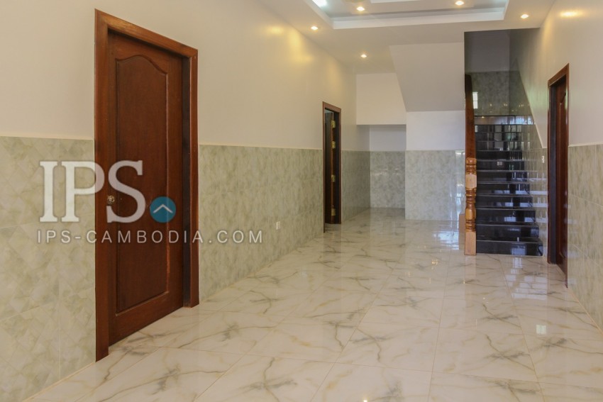 5 Bedroom Villa For Rent - Slor Kram, Siem Reap