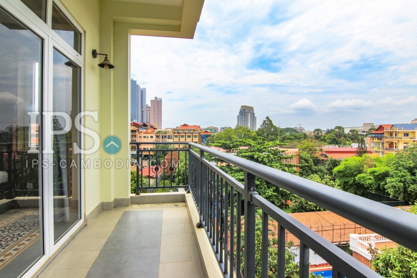 2 Bedroom Serviced Apartment For Rent in Tonle Bassac, Phnom Penh