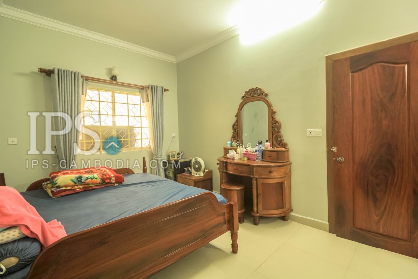 Flat 5 Bedroom  For Rent - Night Market Area, Siem Reap