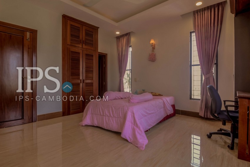 Villa 3 Bedrooms For Sale -  Chreav, Siem Reap
