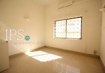 4 Bedroom Villa For Sale - Sala Kamreuk, Siem Reap thumbnail