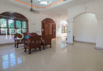 4 Bedroom Villa For Sale - Sala Kamreuk, Siem Reap thumbnail