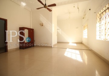 4 Bedroom Villa For Sale - Sala Kamreuk, Siem Reap thumbnail