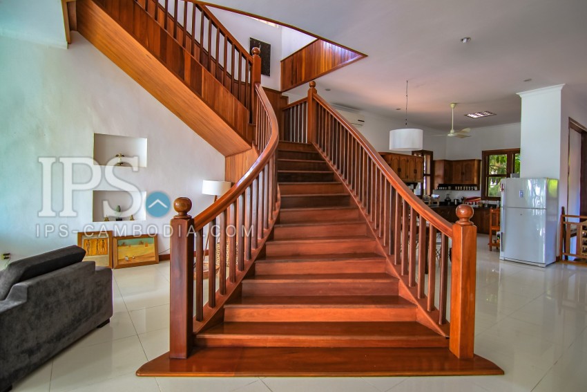 5 Bedroom Villa For Rent in Chroy Changvar, Phnom Penh