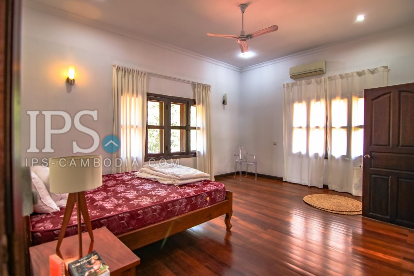5 Bedroom Villa For Rent in Chroy Changvar, Phnom Penh