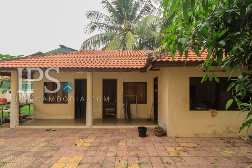 5 Bedroom Villa for Sales - Siem Reap