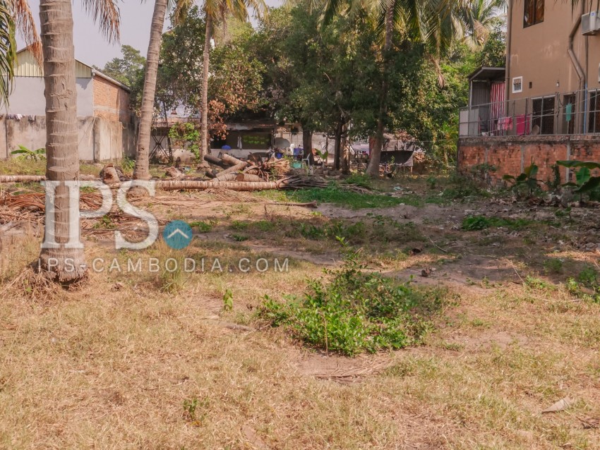  3916 sqm.  Vacant Land For Sale - Slor Kram, Siem Reap