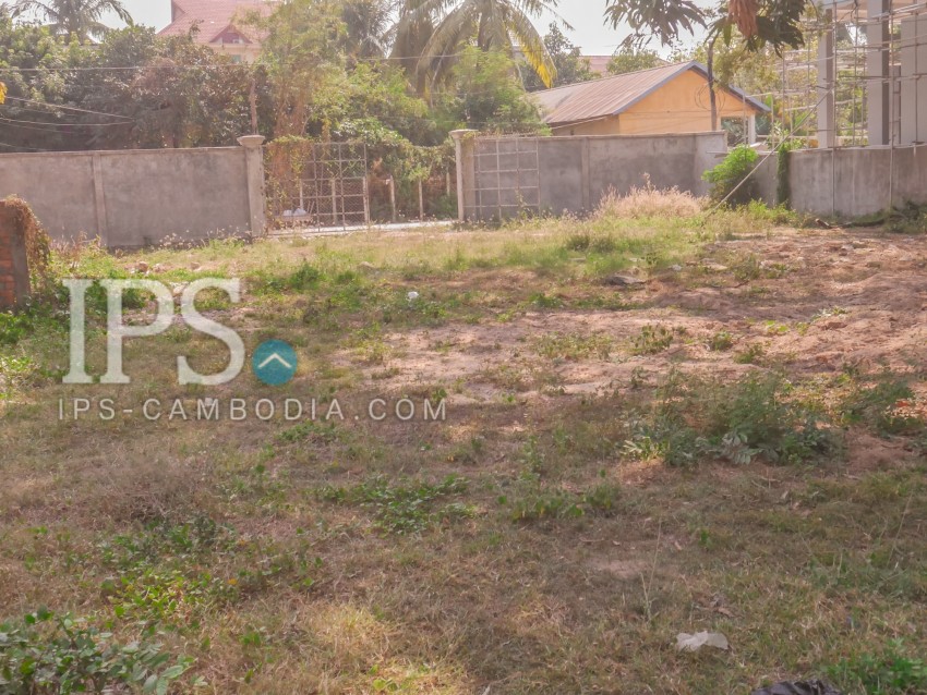  3916 sqm.  Vacant Land For Sale - Slor Kram, Siem Reap