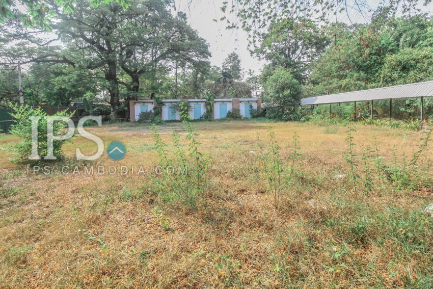 3000 sqm. Land for Sale - River Road , Siem Reap