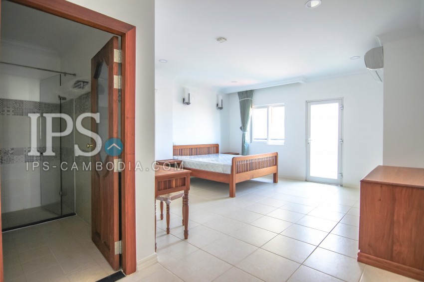 2 Bedroom Apartment For Rent - BKK1, Phnom Penh