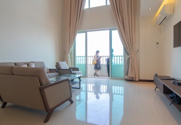 3 Bedroom Condo For Rent - Tonle Bassac, Phnom Penh thumbnail