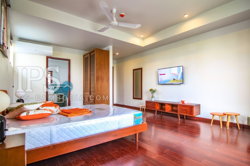 2 Bedroom Serviced Apartment For Rent - Wat Phnom, Phnom Penh