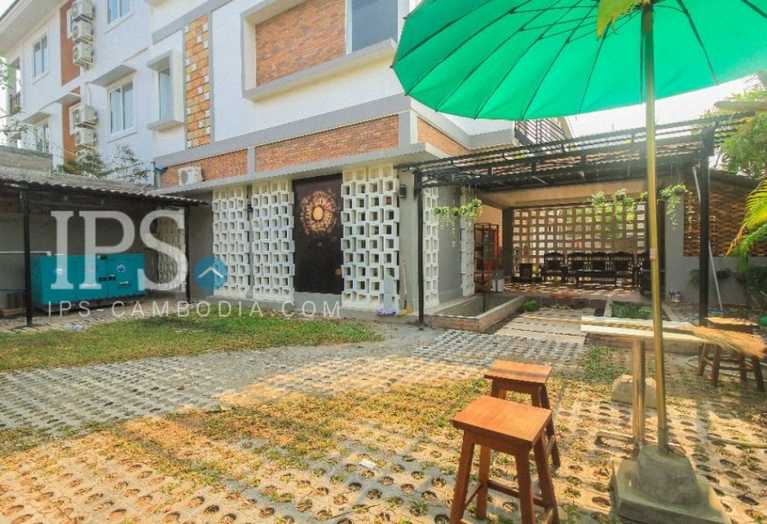 11 Bedroom Guesthouse for Rent - Siem Reap 