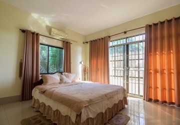 5 Bedroom Villa For Rent - Svay Dangkum, Siem Reap thumbnail