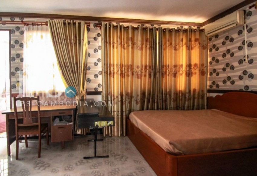 4 Bedroom For Sale in Borey Sopheak Mangkol, -Phnom Penh