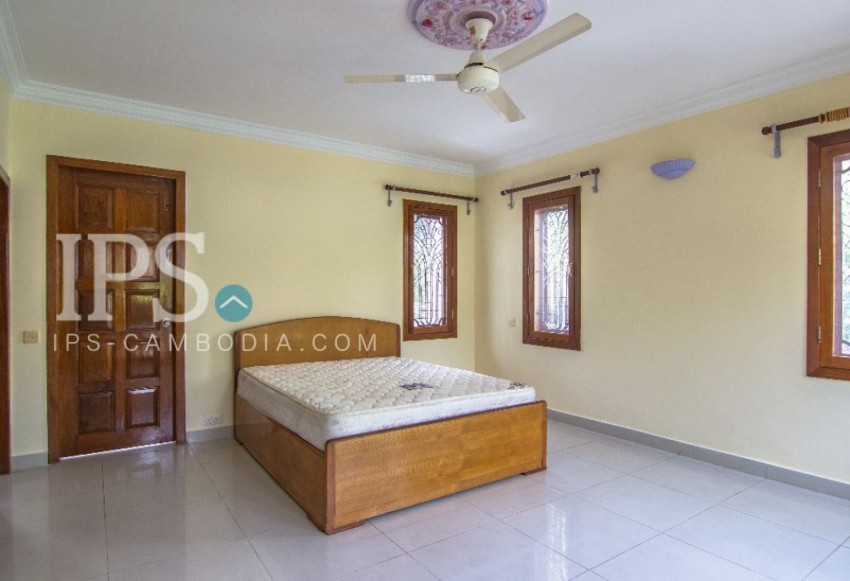 6 Bedroom Colonial  Villa For Rent  - Tonle Bassac , Phnom Penh