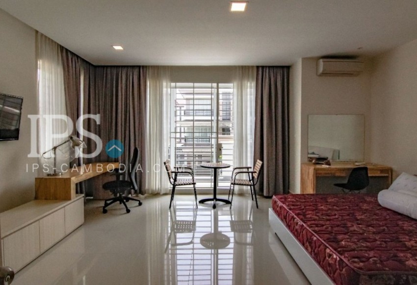 4 Bedrooms Townhouse For Rent, Penghuoth 371 - Phnom Penh