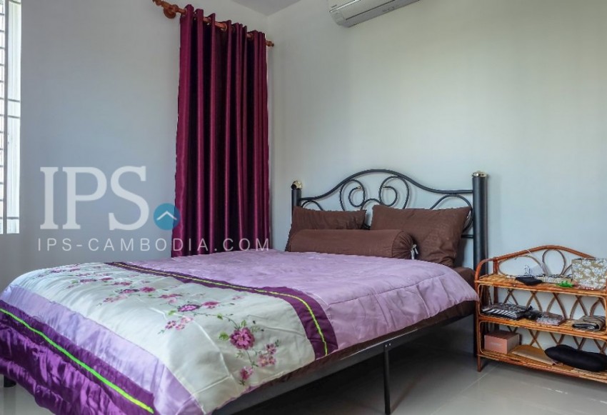 3 Bedroom Apartment For Rent - Tonle Bassac, Phnom Penh