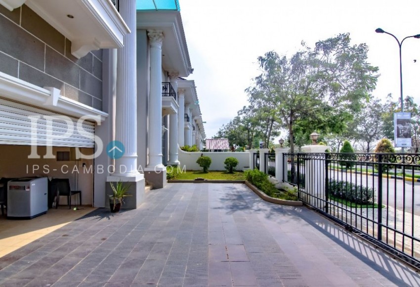 5 Bedroom Villa for Rent - Grand Phnom Penh