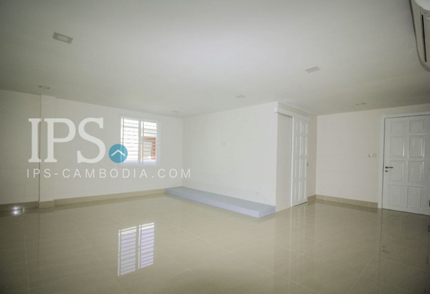 4 Bedrooms Townhouse  for Rent in Siem Reap