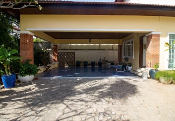 6 Bedroom Villa For Rent - Toul Kork, Phnom Penh thumbnail
