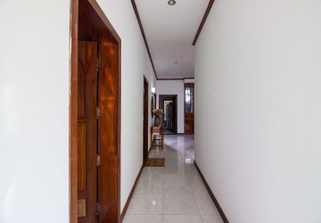 6 Bedroom Villa For Rent - Toul Kork, Phnom Penh thumbnail