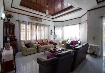 6 Bedroom Villa For Rent - Toul Kork, Phnom Penh thumbnail