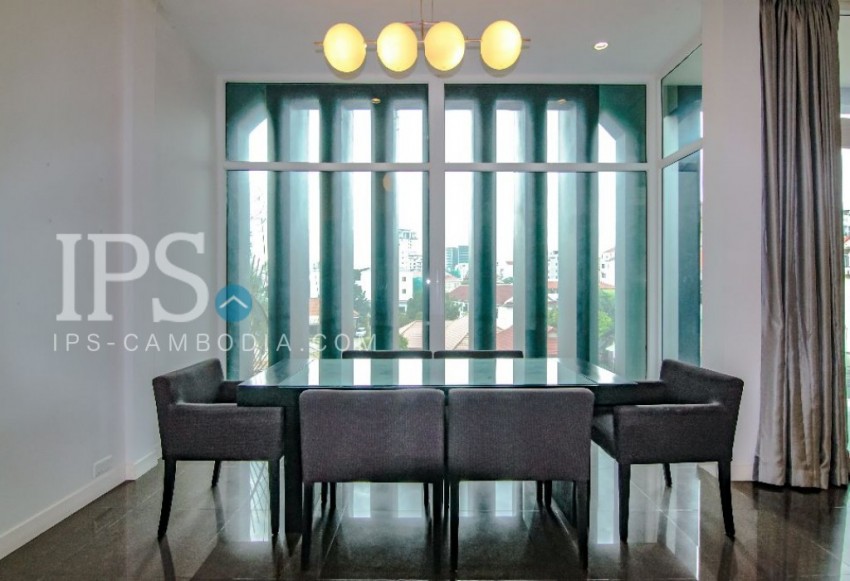 2 Bedroom Apartment For Rent - Tonle Bassac, Phnom Penh