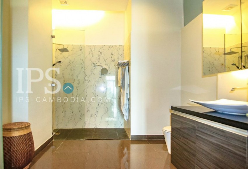 2 Bedroom Apartment For Rent - Tonle Bassac, Phnom Penh