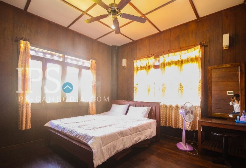 3 Bedroom Wooden House villa for Rent in Siem Reap 