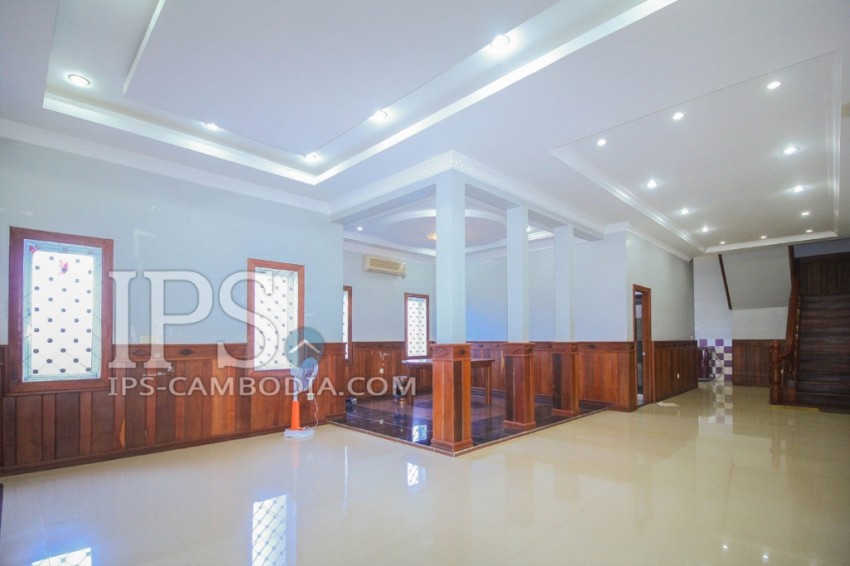 6 Bedroom Villa For Rent - Siem Reap