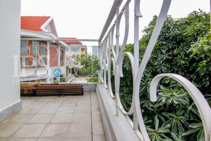 2 Bedroom Apartment For Rent in BKK1- Phnom Penh