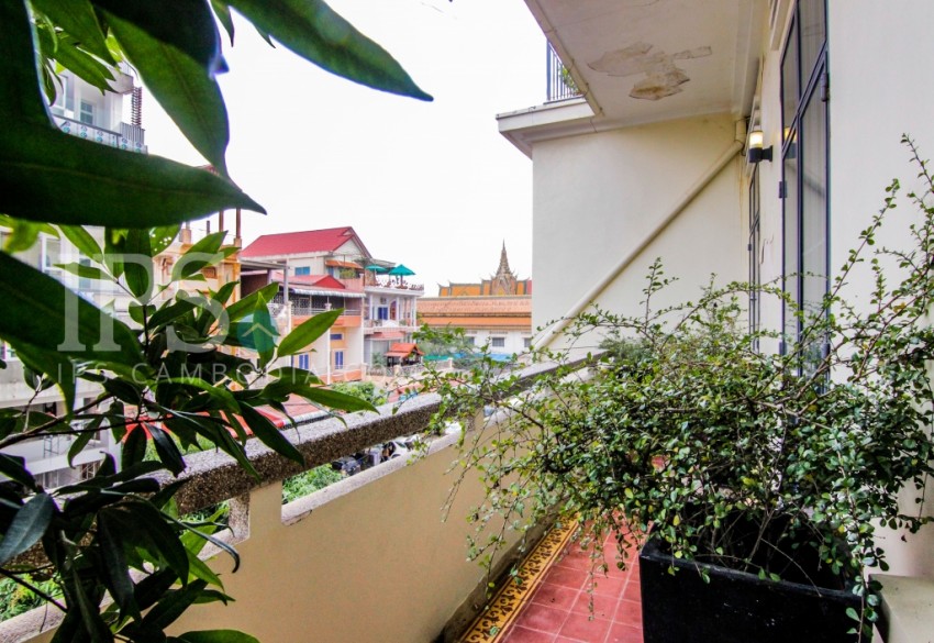 Renovated Duplex 2 Bedroom Apartment For Sale - Srah Chork, Phnom Penh