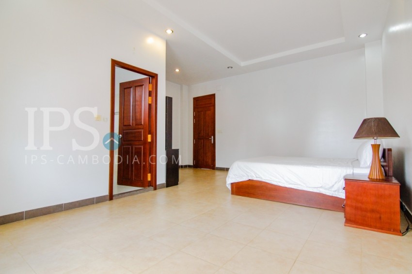 2 Bedroom Apartment For Rent-Psar Doem Tkov, Phnom Penh