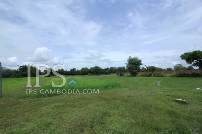 Land for Sale in Siem Reap - 12,000 sqm.