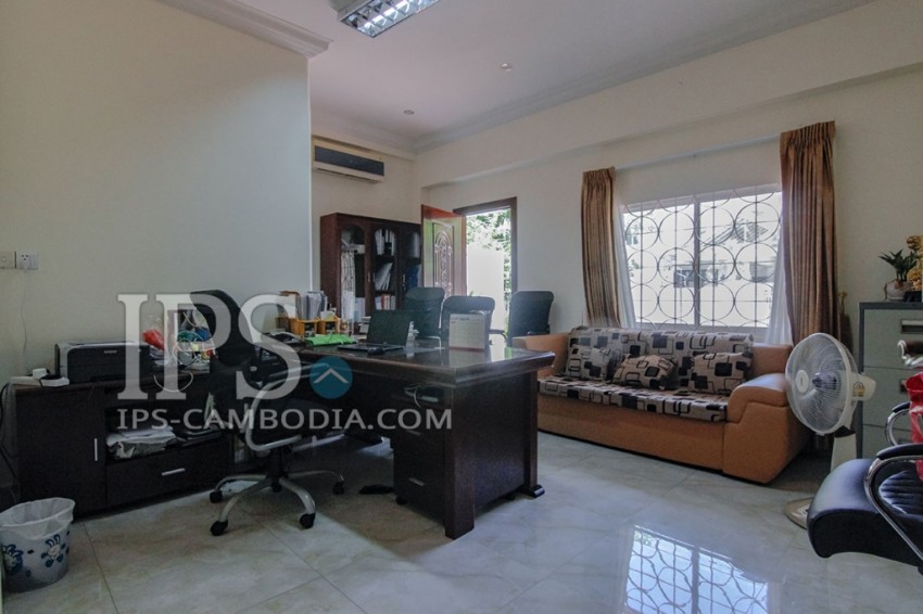 5 Bedroom Villa For Rent - Tonle Bassac , Phnom Penh