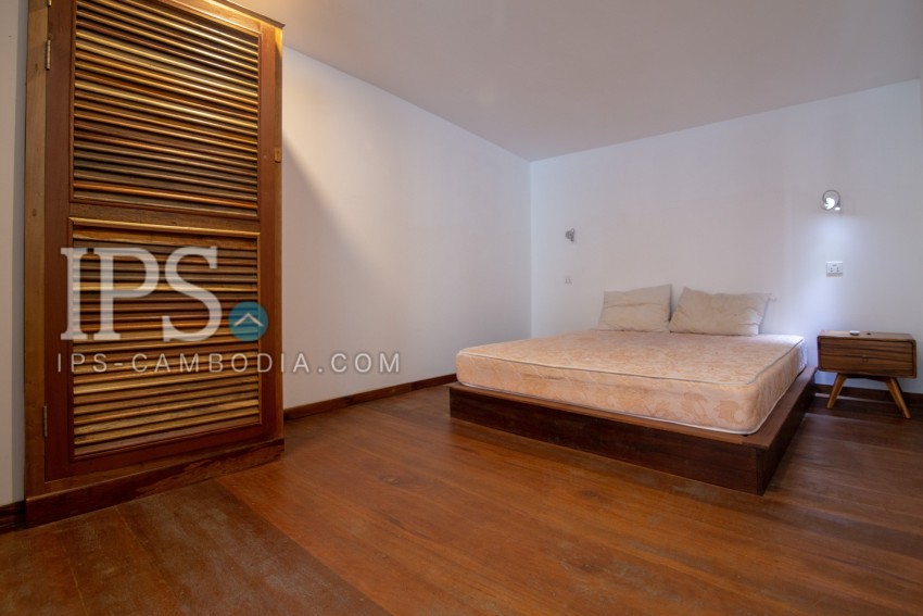 Renovated 2 Bedroom Apartment For Rent -  Beoung Raing, Phnom Penh