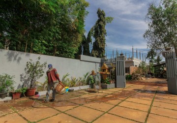 8 Bedroom Villa For Rent - Svay Dangkum, Siem Reap thumbnail