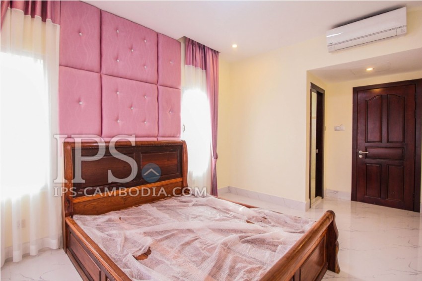 Villa for Sale in Siem Reap - 4 Bedrooms