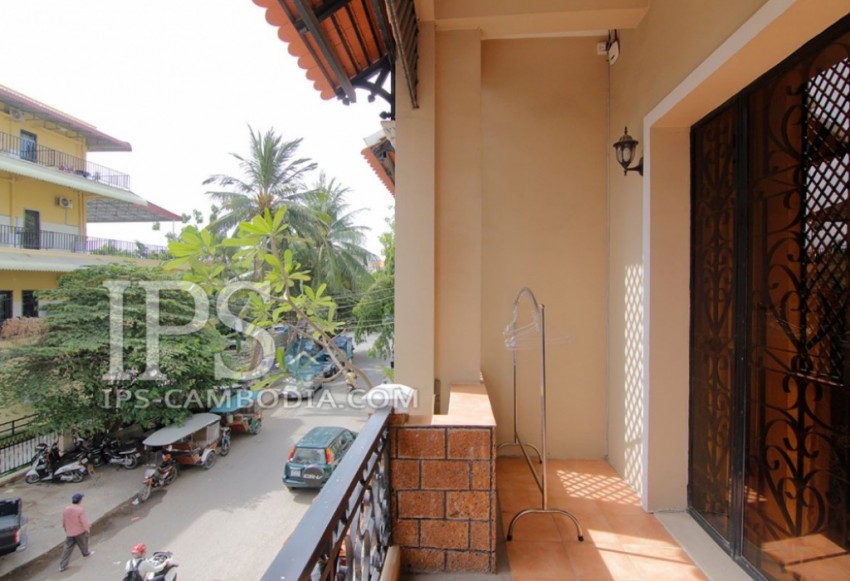 1 Bedroom Flat For Rent - Tonle Bassac, Phnom Penh