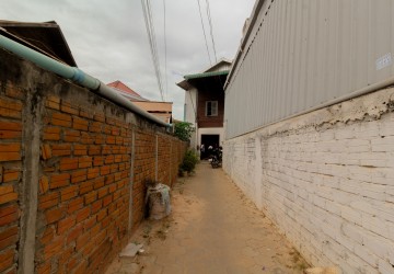 2 Bedroom House For Sale - Night Market Area, Siem Reap thumbnail