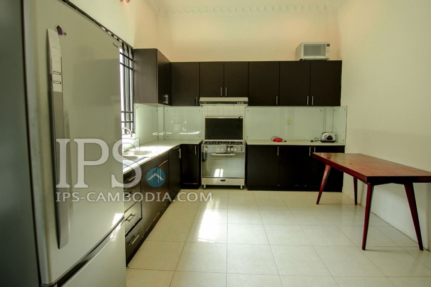 3 Bedroom Villa For Rent - Phsar Doeum Thkov, Phnom Penh